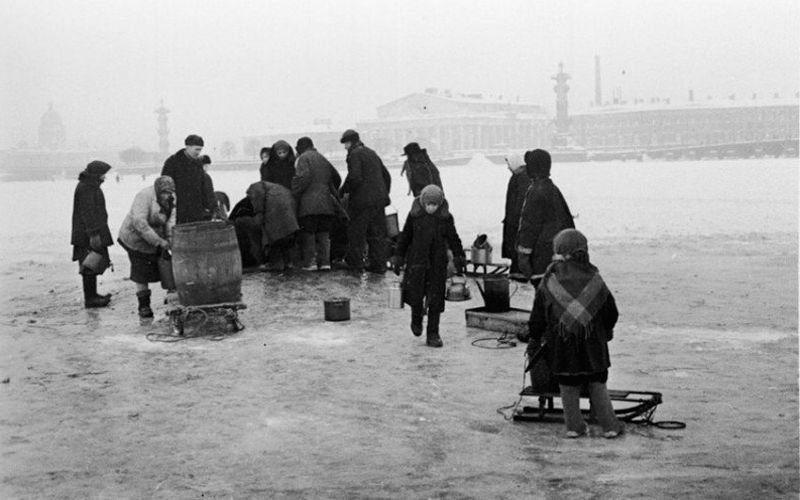 Где брали питьевую воду в блокадном Ленинграде?